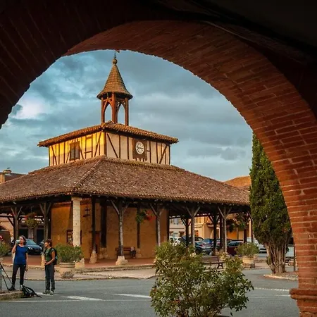 Charmante Maison De Village A Cologne