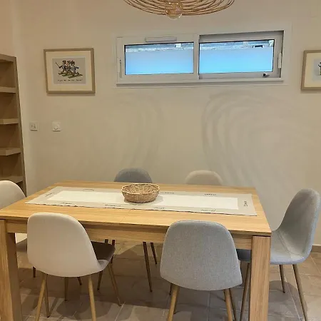 Charmante Maison De Village A Prázdninový dům